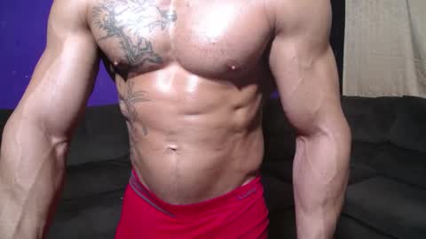 Snapshot of bestmuscle chatting on February 2025 04:36:02 AM bestmuscle online show from February 2025 04:36:02 AM