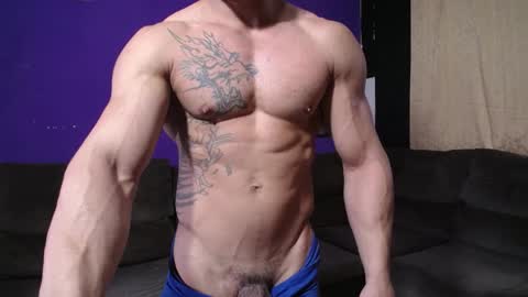 Snapshot of bestmuscle chatting on February 2025 06:53:01 PM bestmuscle online show from February 2025 06:53:01 PM