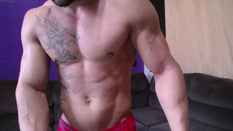 Snapshot of bestmuscle chatting on March 2025 06:30:01 PM bestmuscle online show from March 2025 06:30:01 PM
