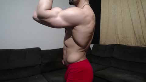 Snapshot of bestmuscle chatting on October 2025 05:28:01 AM bestmuscle online show from October 2025 05:28:01 AM