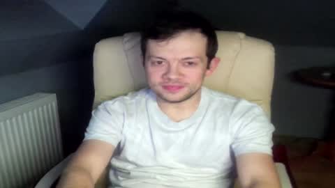 bestworld_ online show from February 2026 11:12:01 PM