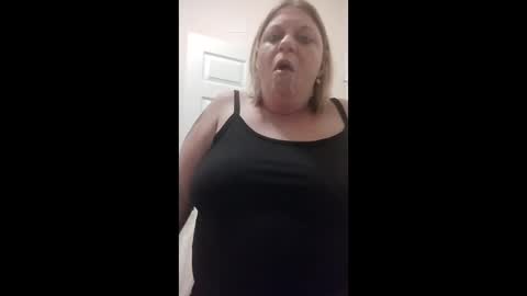 Snapshot of betsygore78 chatting on February 2026 03:54:01 AM betsygore78 online show from February 2026 03:54:01 AM