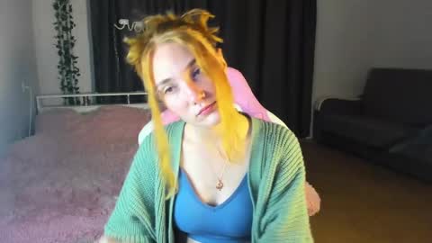 Snapshot of betty_witchy chatting on December 2024 01:19:01 AM Dory make me happier online show from December 2024 01:19:01 AM