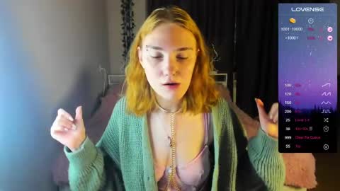 Snapshot of betty_witchy chatting on December 2024 01:36:01 AM Dory make me happier online show from December 2024 01:36:01 AM