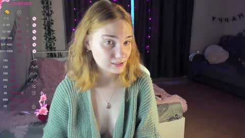 Snapshot of betty_witchy chatting on December 2024 04:10:02 AM Dory make me happier online show from December 2024 04:10:02 AM