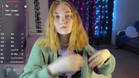 Snapshot of betty_witchy chatting on January 2025 01:08:01 AM Dory make me happier online show from January 2025 01:08:01 AM