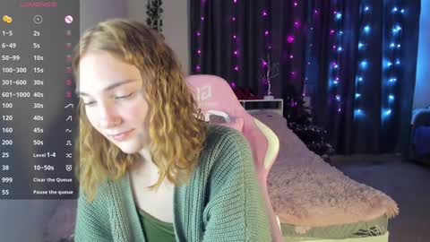 Snapshot of betty_witchy chatting on January 2025 01:10:01 AM Dory make me happier online show from January 2025 01:10:01 AM