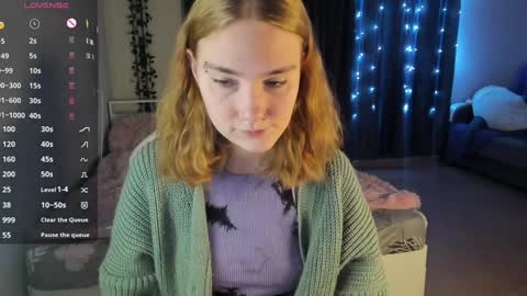 Snapshot of betty_witchy chatting on January 2025 01:05:02 AM Dory make me happier online show from January 2025 01:05:02 AM