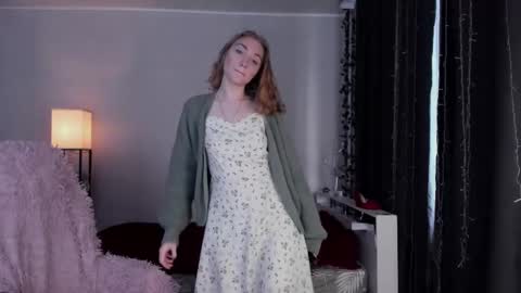 Snapshot of betty_witchy chatting on November 2025 03:20:01 AM Dory make me happier online show from November 2025 03:20:01 AM