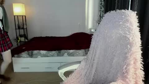 Snapshot of betty_witchy chatting on November 2025 03:43:02 AM Dory make me happier online show from November 2025 03:43:02 AM