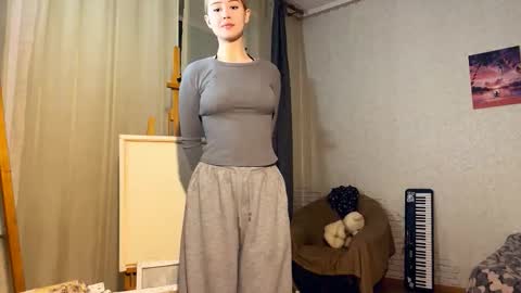 Hinata online show from February 2026 12:01:01 PM