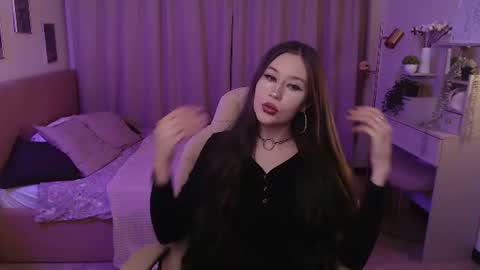 Snapshot of bety_white chatting on June 2026 07:40:02 AM Katie online show from June 2026 07:40:02 AM