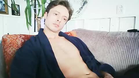 Snapshot of beukenstein chatting on January 2025 11:52:01 AM . online show from January 2025 11:52:01 AM