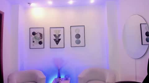 Snapshot of beverlyy_johnson chatting on January 2026 03:54:01 AM beverlyy johnson online show from January 2026 03:54:01 AM