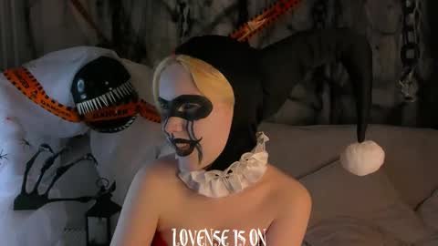 Snapshot of bezuya chatting on October 2025 01:28:01 AM Eliz online show from October 2025 01:28:01 AM