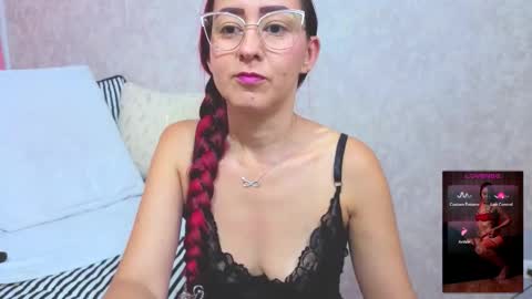 Snapshot of bianca_milfsexy chatting on October 2025 09:56:01 PM B I A N C A online show from October 2025 09:56:01 PM