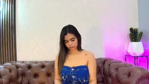Snapshot of bianca_vega_ chatting on July 2026 11:27:02 AM bianca_vega_ online show from July 2026 11:27:02 AM