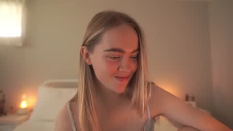 Snapshot of bibi_it_is chatting on June 2026 03:44:01 AM Bibi online show from June 2026 03:44:01 AM
