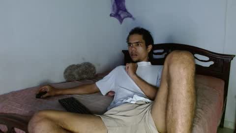 Snapshot of big_boy_lee chatting on November 2025 10:42:02 PM Camilo online show from November 2025 10:42:02 PM