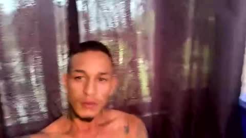 Stiven Leon online show from January 2025 06:52:01 PM