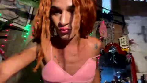 Stiven Leon online show from November 2025 03:01:01 PM