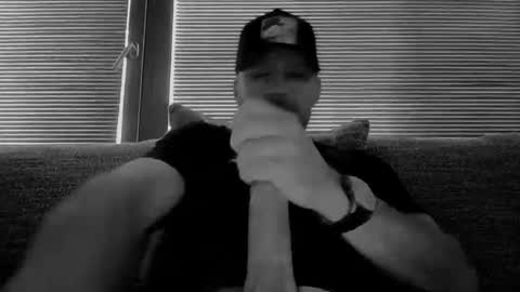 Bigapolllo online show from November 2025 01:33:02 PM