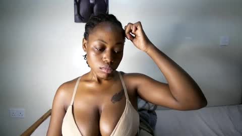 Snapshot of bigassmello_ chatting on July 2026 07:20:02 PM bigassmello_ online show from July 2026 07:20:02 PM