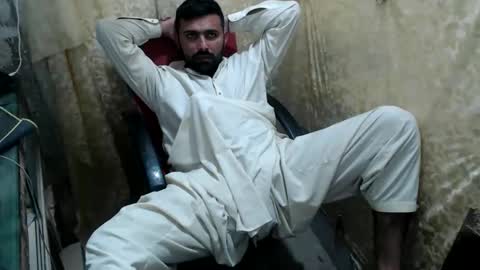 arab bbc online show from November 2025 04:45:02 AM