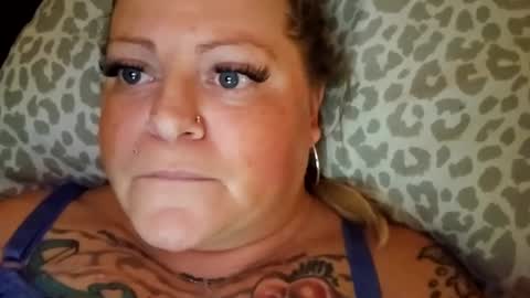 Snapshot of bigblueeyesmomma chatting on December 2024 12:30:01 AM Tiffany online show from December 2024 12:30:01 AM