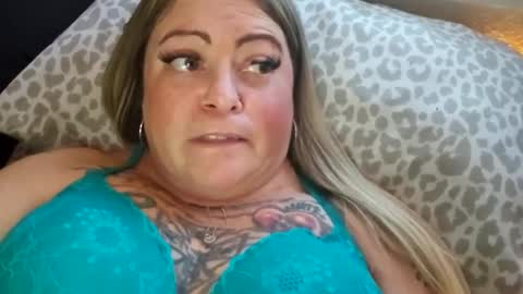 Snapshot of bigblueeyesmomma chatting on January 2025 11:55:02 PM Tiffany online show from January 2025 11:55:02 PM