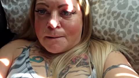 Snapshot of bigblueeyesmomma chatting on February 2025 04:25:02 PM Tiffany online show from February 2025 04:25:02 PM