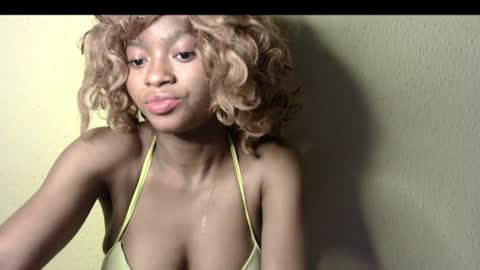 Snapshot of bigboobcreamx chatting on July 2026 10:44:01 AM bigboobcreamx online show from July 2026 10:44:01 AM