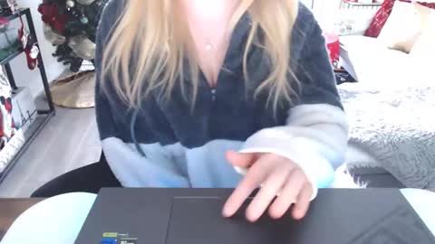 bigboobs_cutie online show from January 2025 08:49:02 PM
