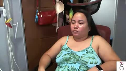 Snapshot of bigboobslyn chatting on March 2026 05:04:01 PM bigboobslyn online show from March 2026 05:04:01 PM