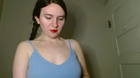 Isabella online show from March 2026 07:12:01 AM