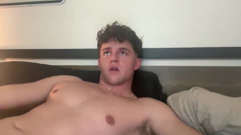 Snapshot of bigbootyburger1 chatting on February 2026 10:21:01 PM bigbootyburger1 online show from February 2026 10:21:01 PM