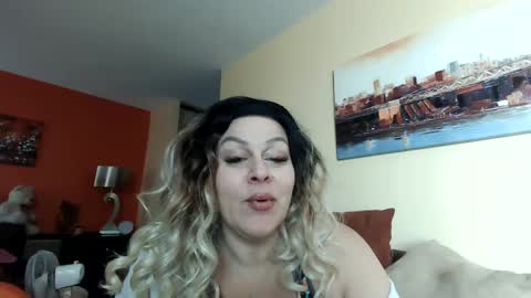 Snapshot of bigbreastsabrina chatting on February 2025 06:56:02 PM BIG BREAST SABRINA online show from February 2025 06:56:02 PM