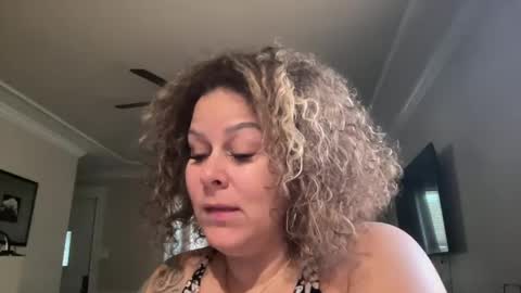 Snapshot of bigbreastsabrina chatting on September 2025 03:27:02 PM BIG BREAST SABRINA online show from September 2025 03:27:02 PM