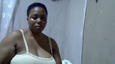 Snapshot of bigclit_wethairypus chatting on June 2026 02:49:01 AM bigclit_wethairypus online show from June 2026 02:49:01 AM