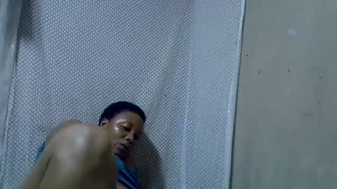 Snapshot of bigclit_wethairypus chatting on July 2026 08:37:01 PM bigclit_wethairypus online show from July 2026 08:37:01 PM