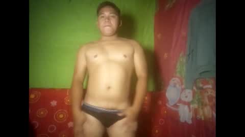 Snapshot of bigcock_cummer chatting on April 2026 10:57:02 AM bigcock_cummer online show from April 2026 10:57:02 AM