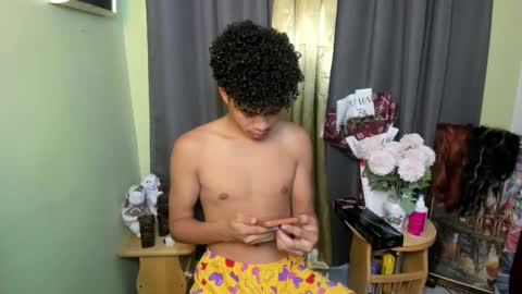 Snapshot of bigcock_moreno chatting on February 2025 02:58:01 AM Nj online show from February 2025 02:58:01 AM