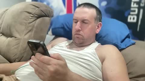 bigcocksuckingslut online show from April 2026 12:52:02 AM