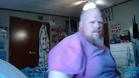 Snapshot of bigcummer4u803 chatting on December 2024 04:40:01 PM Tiny online show from December 2024 04:40:01 PM