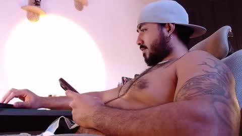 Nate online show from October 2025 01:20:01 PM