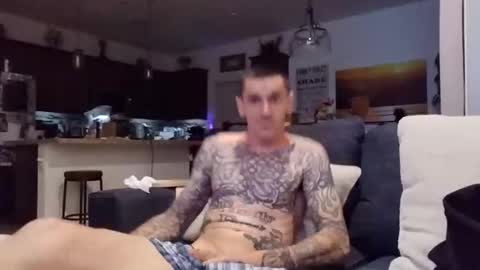 Snapshot of bigdickcumslikeariver chatting on January 2026 01:35:02 PM Can you make me cum online show from January 2026 01:35:02 PM