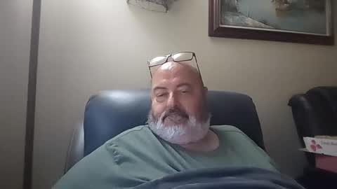 bigfuzzyteddybear online show from April 2026 03:50:01 PM