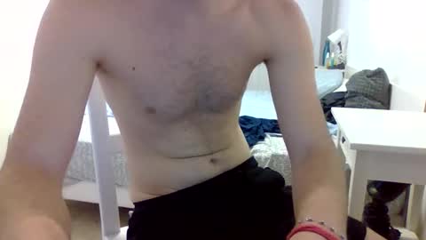 Snapshot of biggbaguette1 chatting on September 2025 03:34:01 PM biggbaguette1 online show from September 2025 03:34:01 PM