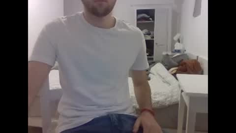 Snapshot of biggbaguette1 chatting on February 2026 01:09:02 PM biggbaguette1 online show from February 2026 01:09:02 PM