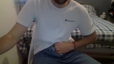 Snapshot of biggbaguette1 chatting on February 2026 02:11:02 PM biggbaguette1 online show from February 2026 02:11:02 PM